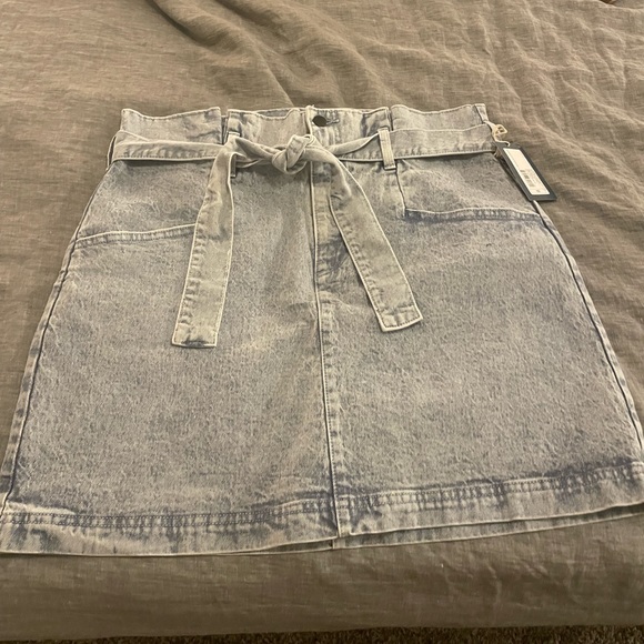 Universal Thread Jean Skirt, Size 16 - Picture 2 of 3